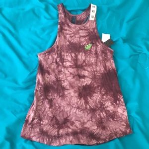 Zumiez burgundy tie dye alien tank top